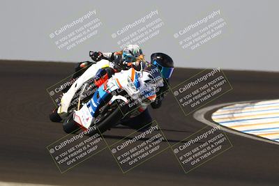 media/Sep-06-2025-CRA (Sat) [[cd32356307]]/Races/Race 3/